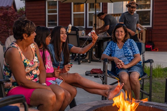 Plan a trip to West Seneca, New York