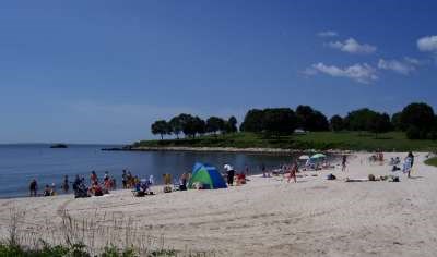 Free Passes to Hole in the Wall Beach
