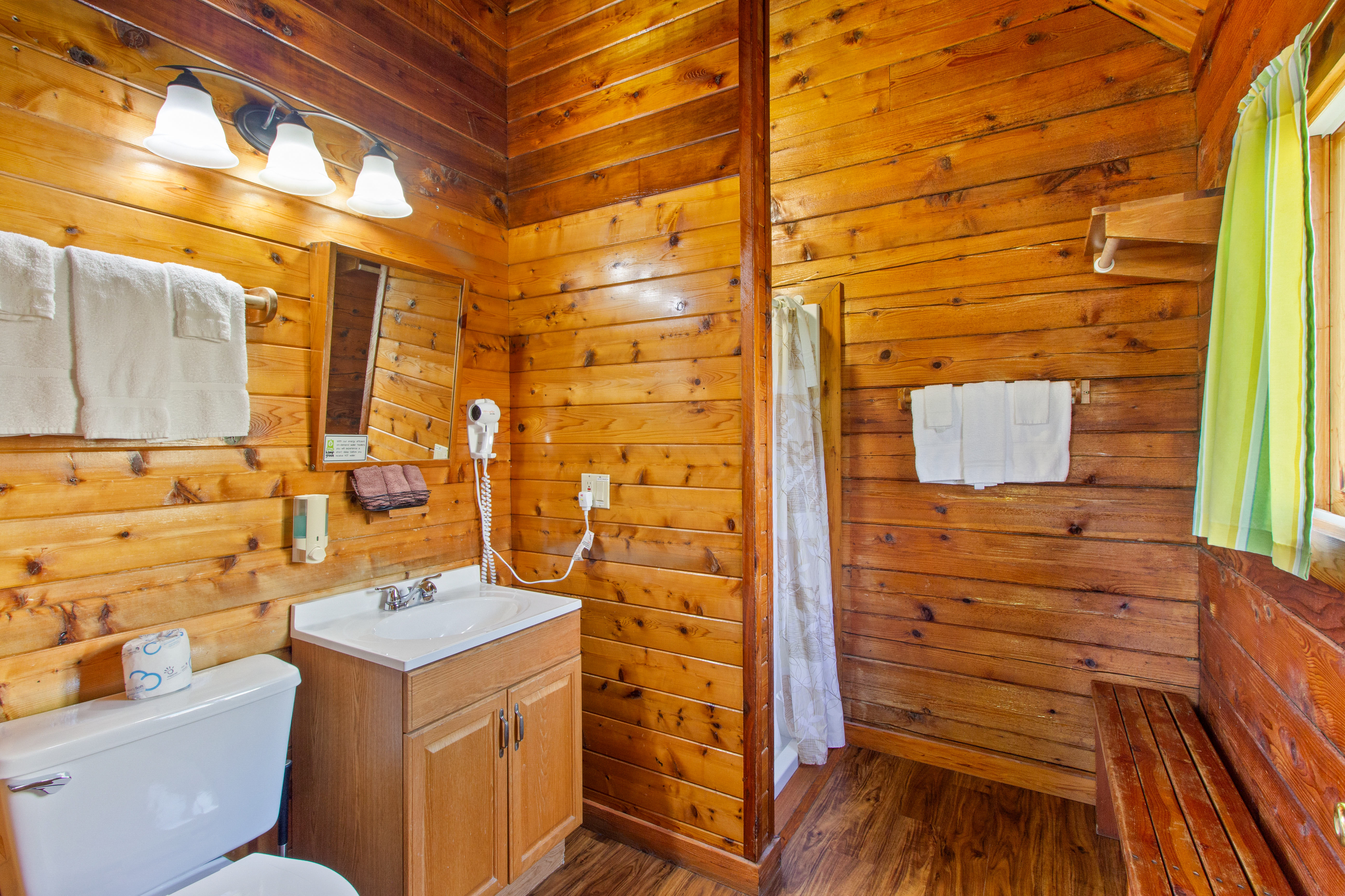 KK2 & KK3 bathroom with shower