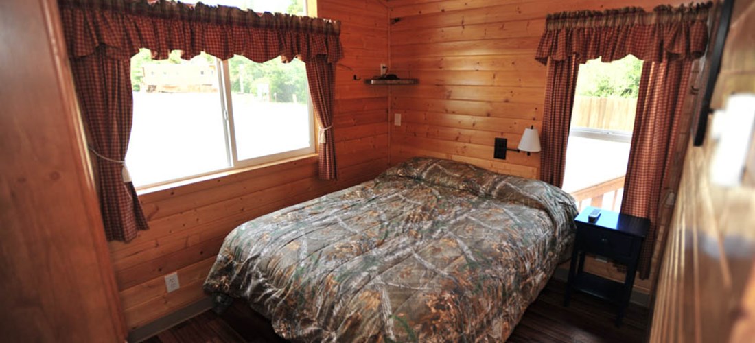 Master Bedroom - Deluxe Cabin