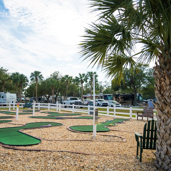 Plan a trip to Center Hill, Florida