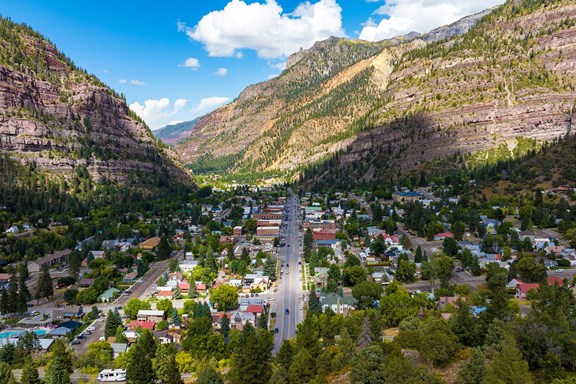 Plan a trip to Center, Colorado