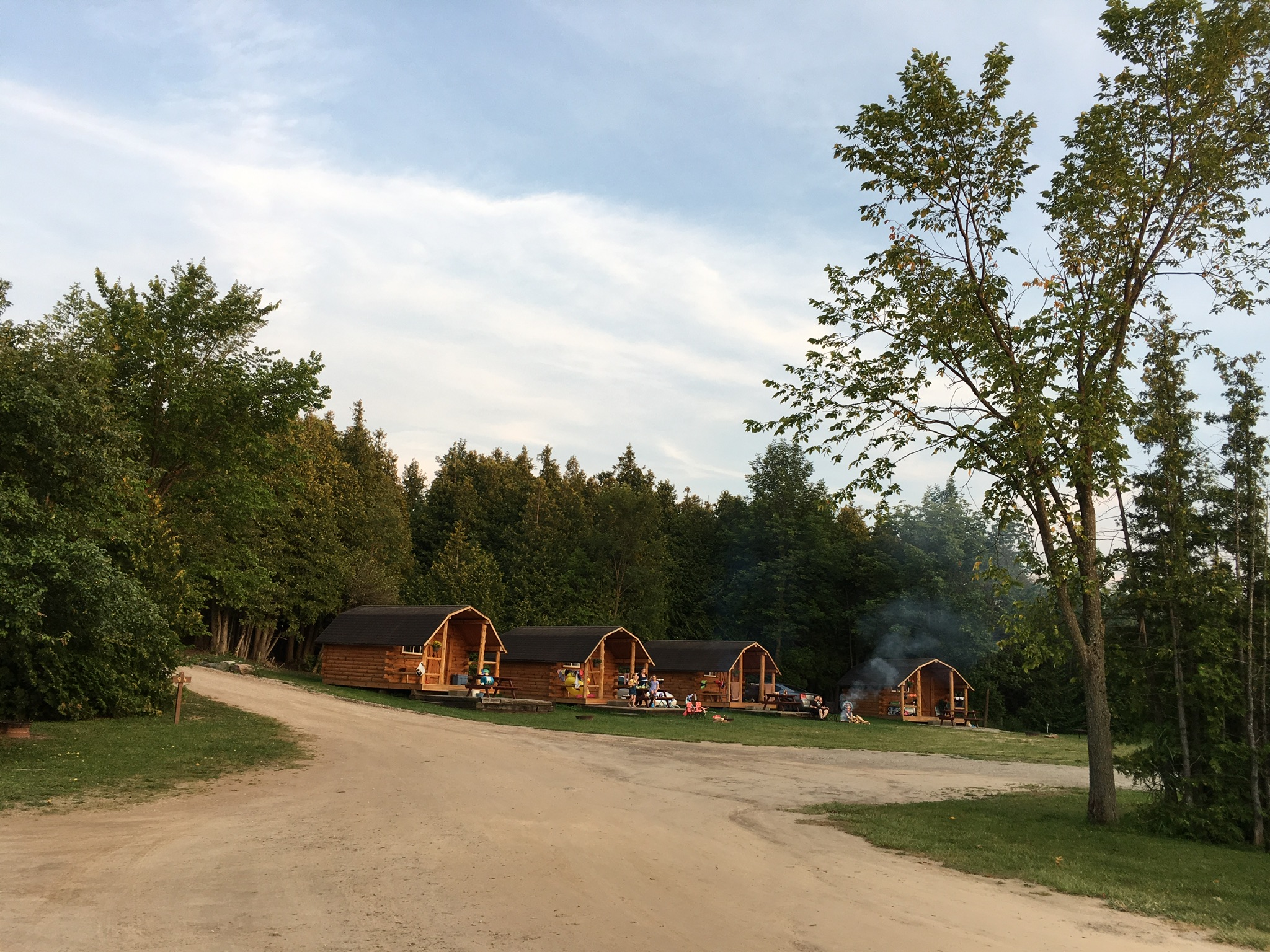 1 Room Camping Cabin ( w/o Bathroom)