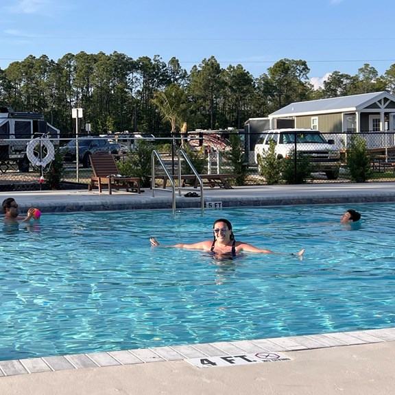 Plan a trip to East Pensacola Heights, Florida