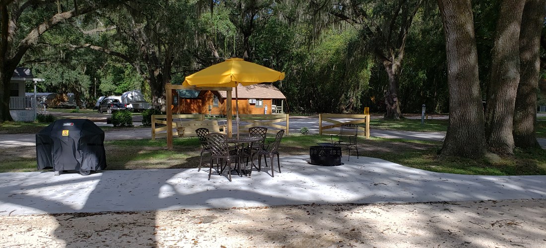 Pull Thru Deluxe Patio Site