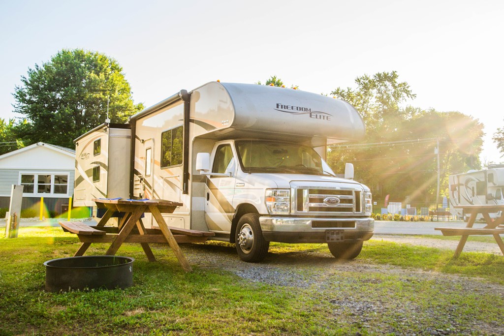 10 Tips for Renting an RV | The Process, Costs, and More