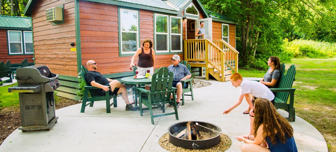 Gather your group and enjoy our deluxe cabins close to all the activities and views of the fishing pond.