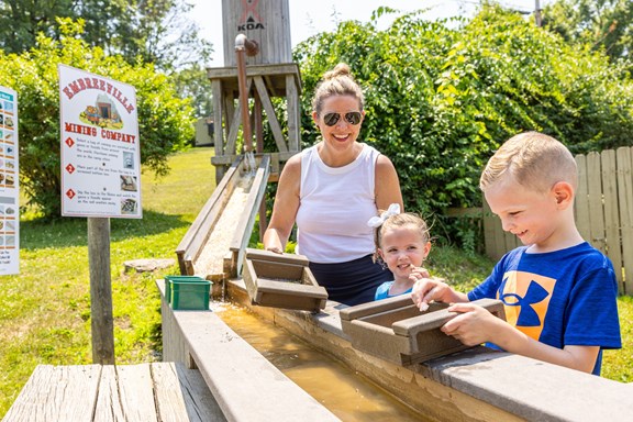 Gem Mining - Embreeville Mining Company