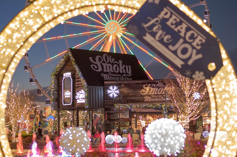 Dollywood's Smoky Mountain Christmas Event at the Pigeon