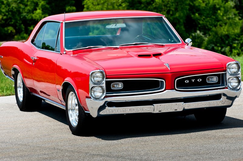 Pontiacs in Pigeon Event at the Pigeon / Gatlinburg KOA