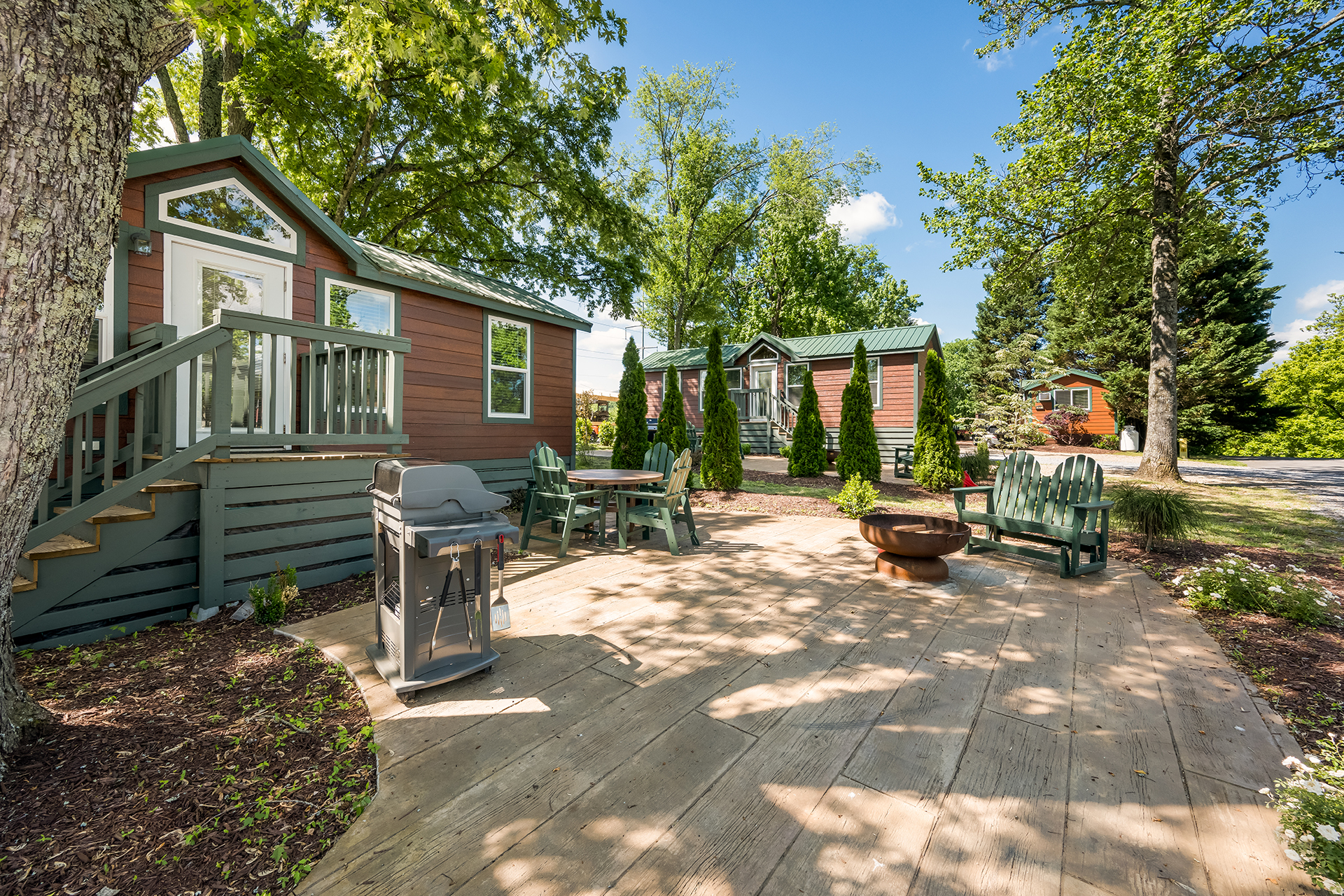 DC11_Deluxe Cabin, 2RM Near Rec (Full Bath with Tub & Shower) - Sleeps 8