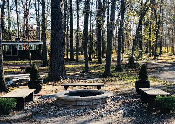 Plan a trip to Thunderbolt, Georgia