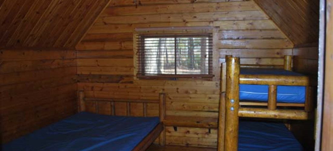one bedroom primitive cabin