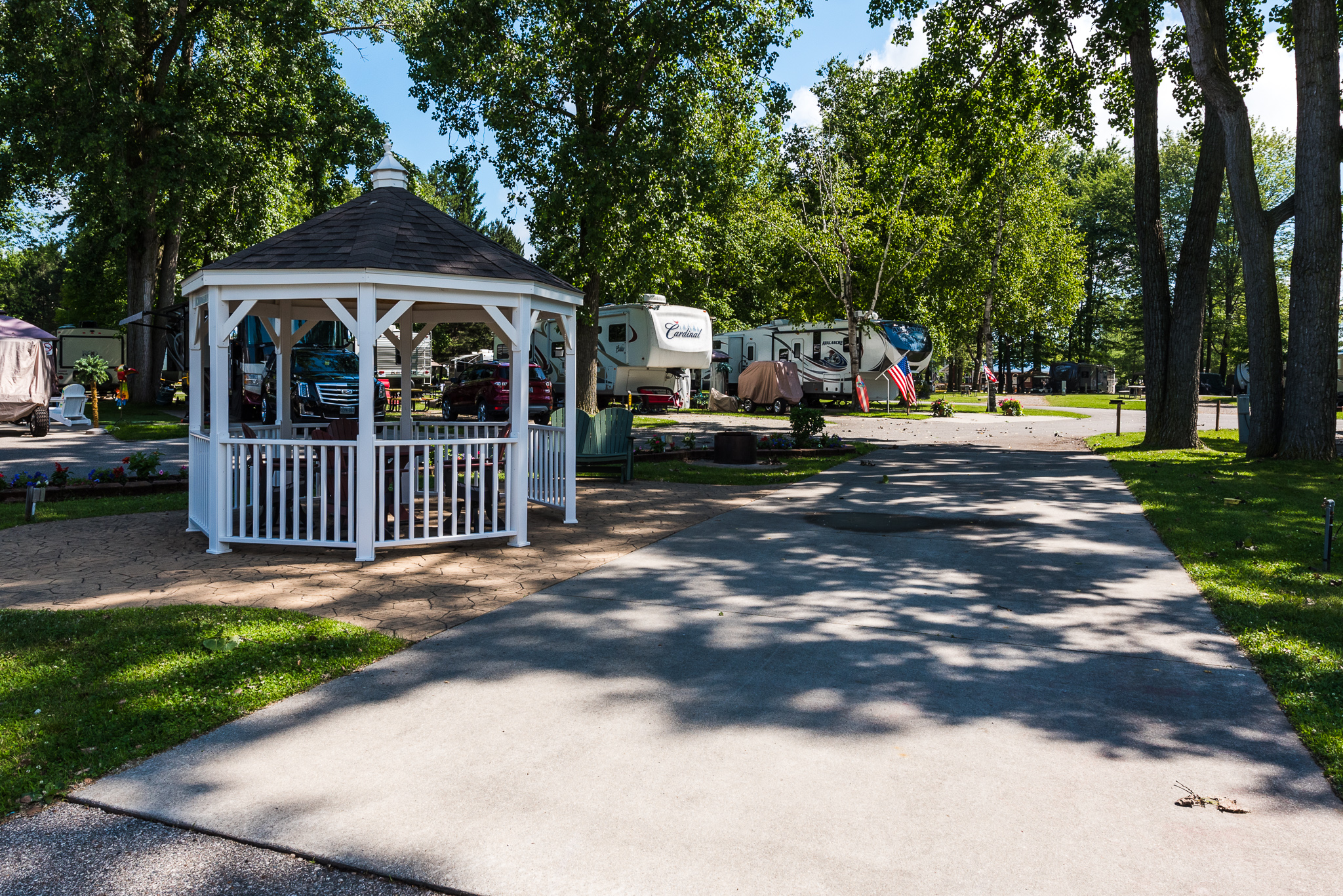 Pull Thru, 50/30 Amps, Full Hookups, KOA Patio ® Pictures Port Huron