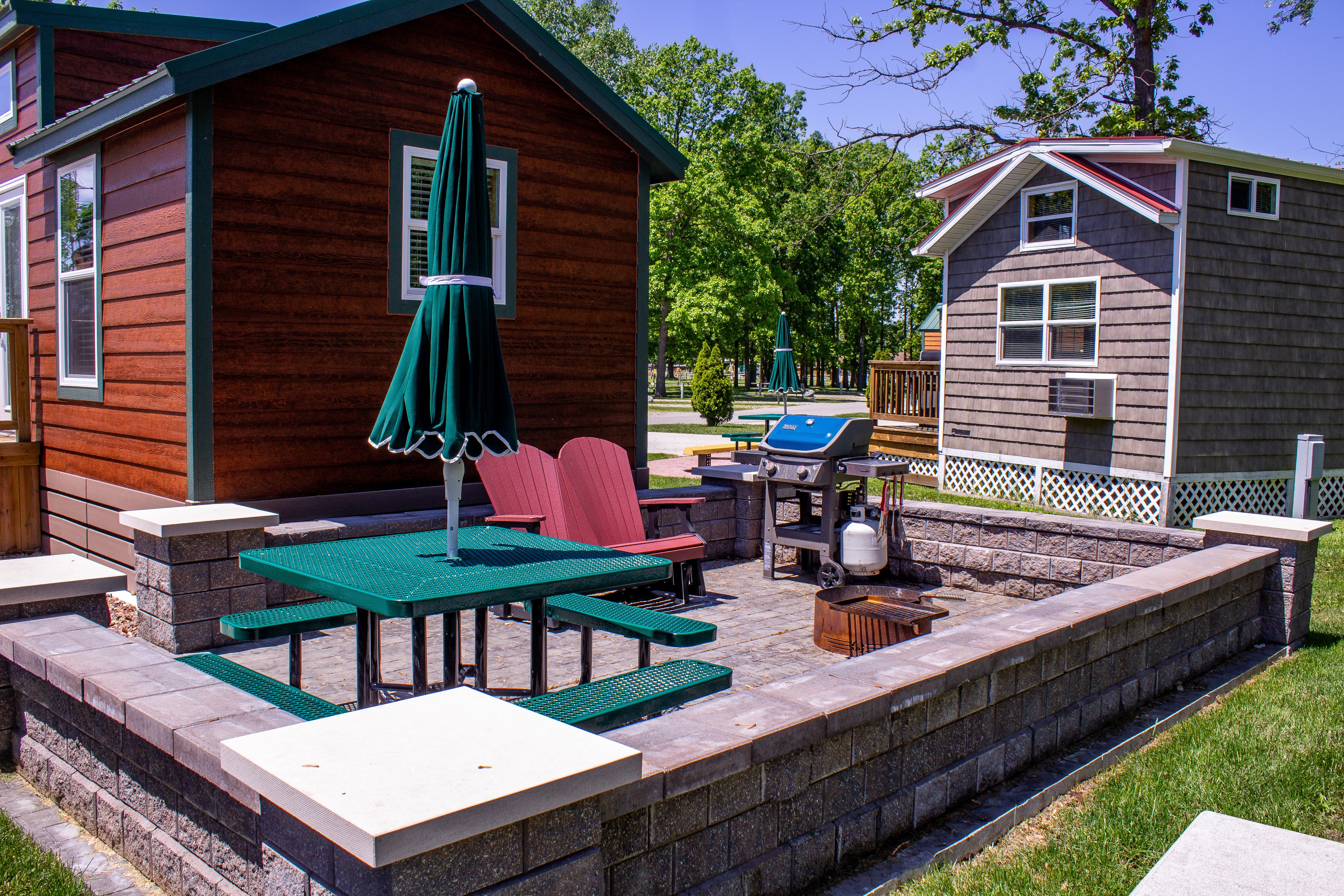 Deluxe Cabin (Full Bath with Tub & Shower) Pictures Port Huron KOA