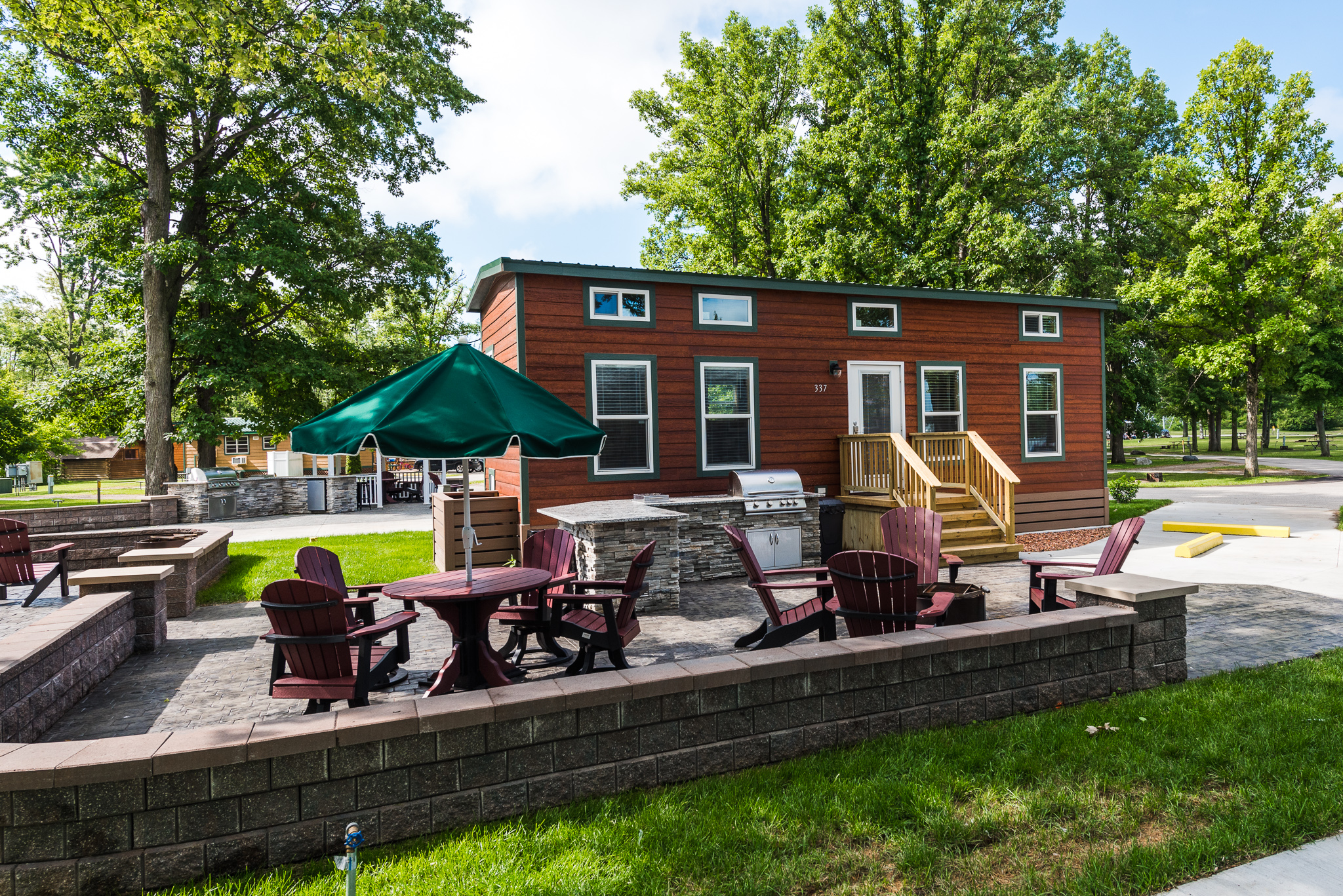 Deluxe Cabin (Full Bath with Tub & Shower), Patio Pictures Port Huron