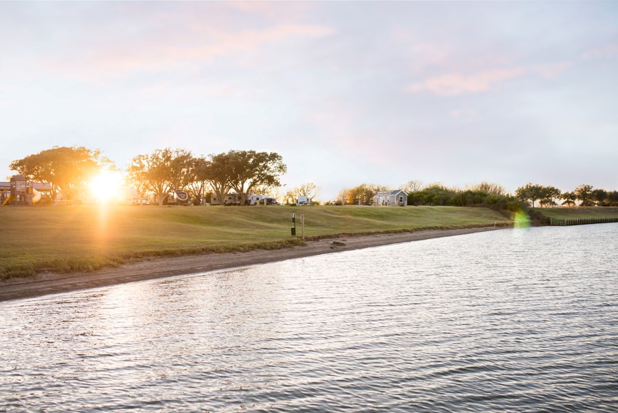 Where Country Meets the Bay