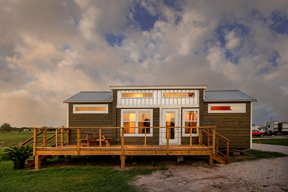 Plan a trip to Santa Fe, Texas