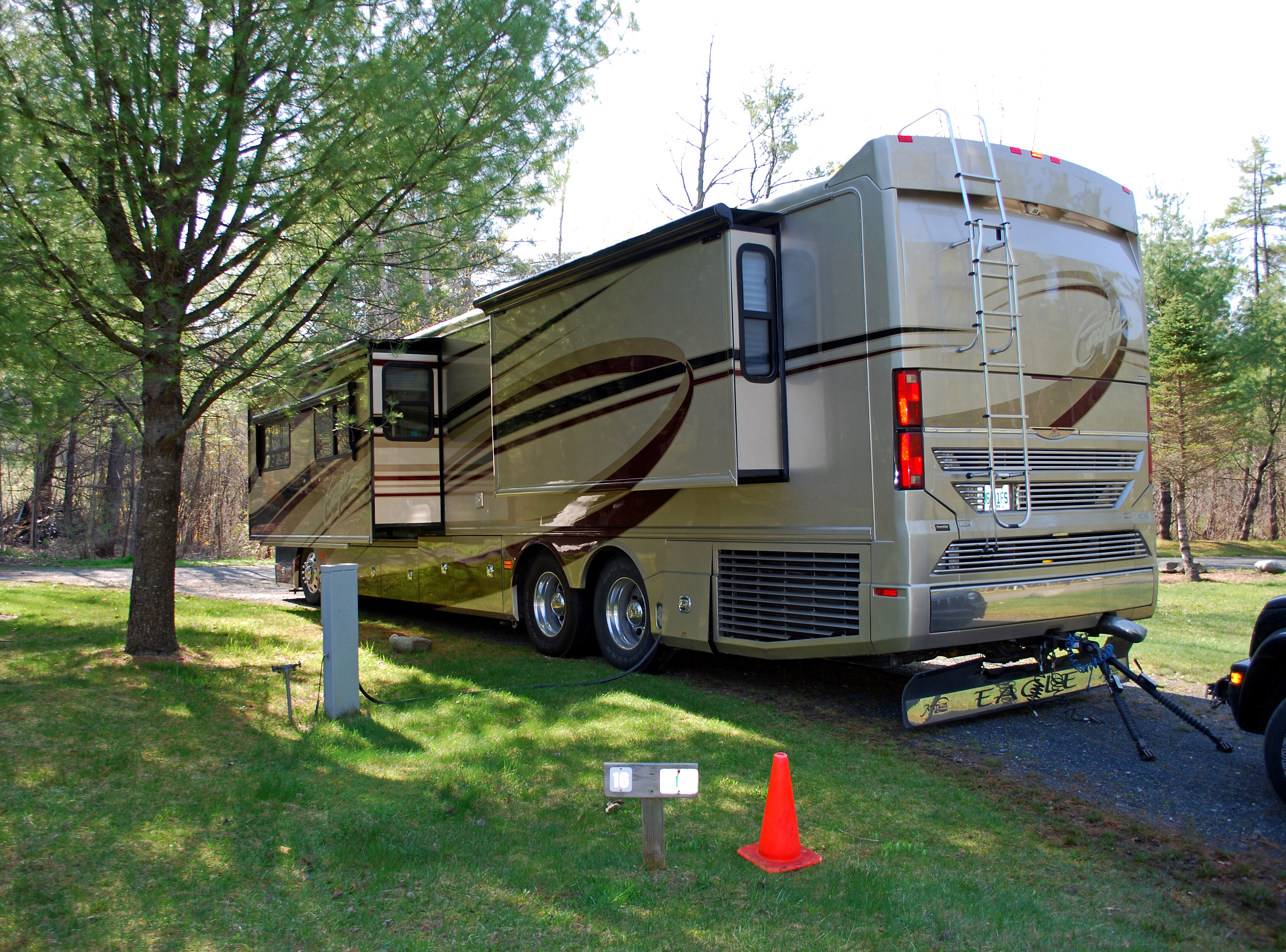 Quechee, VT RV Campgrounds Quechee/Pine Valley KOA Holiday