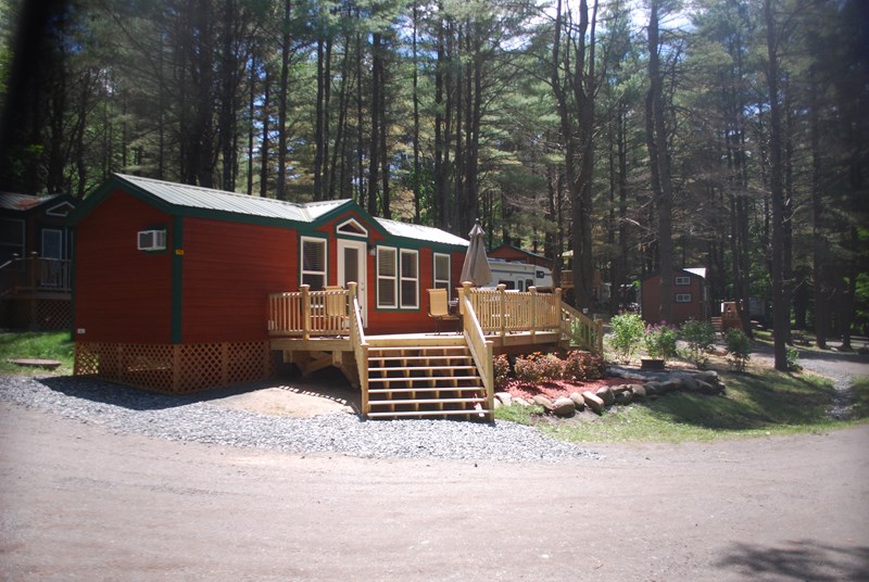 White River Junction, Vermont Lodging Quechee / Pine Valley KOA Holiday