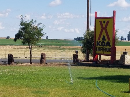 Redmond / Central Oregon KOA Holiday