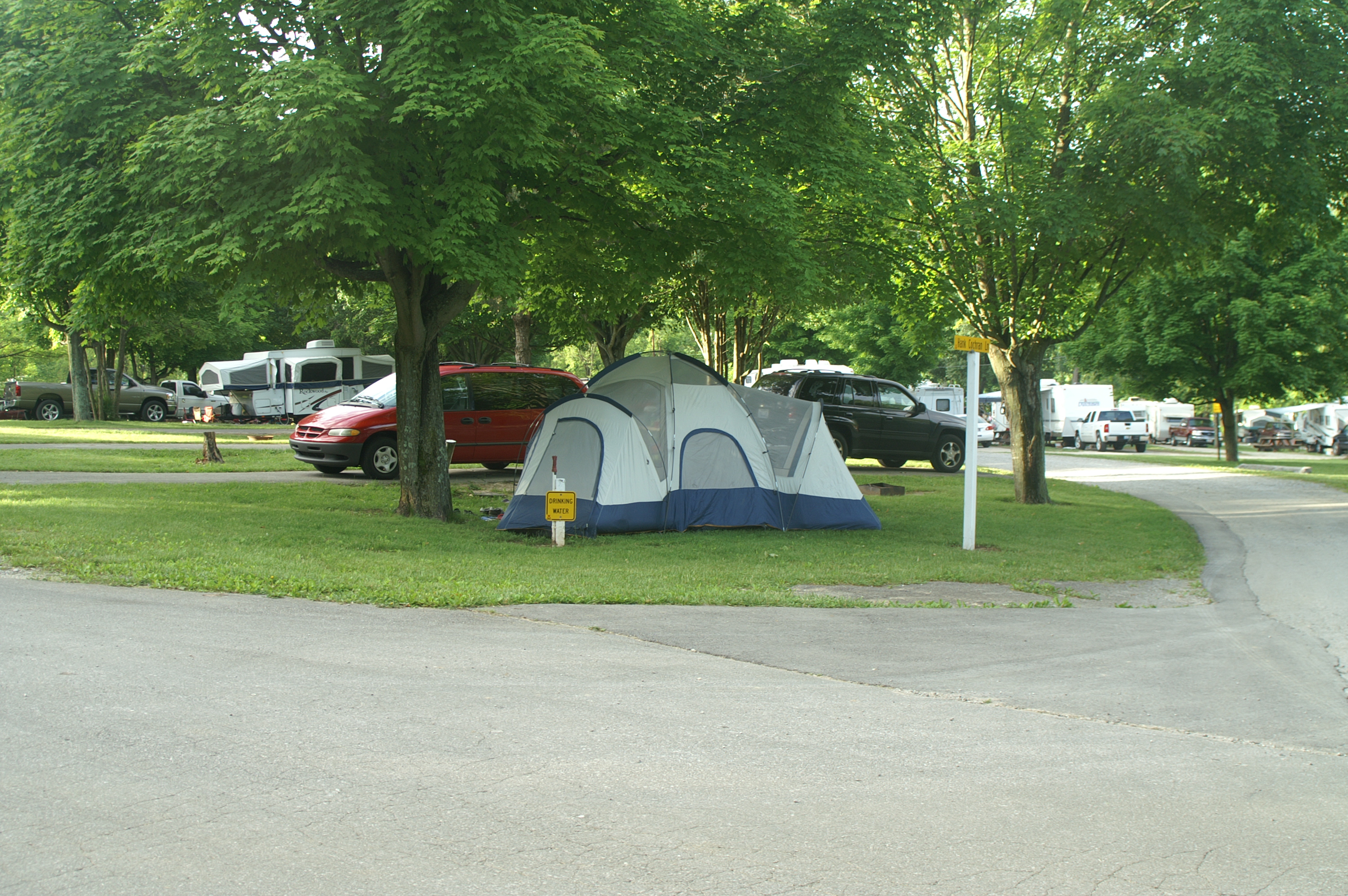 Mt. Vernon, Kentucky Tent Camping Sites | Renfro Valley KOA Holiday