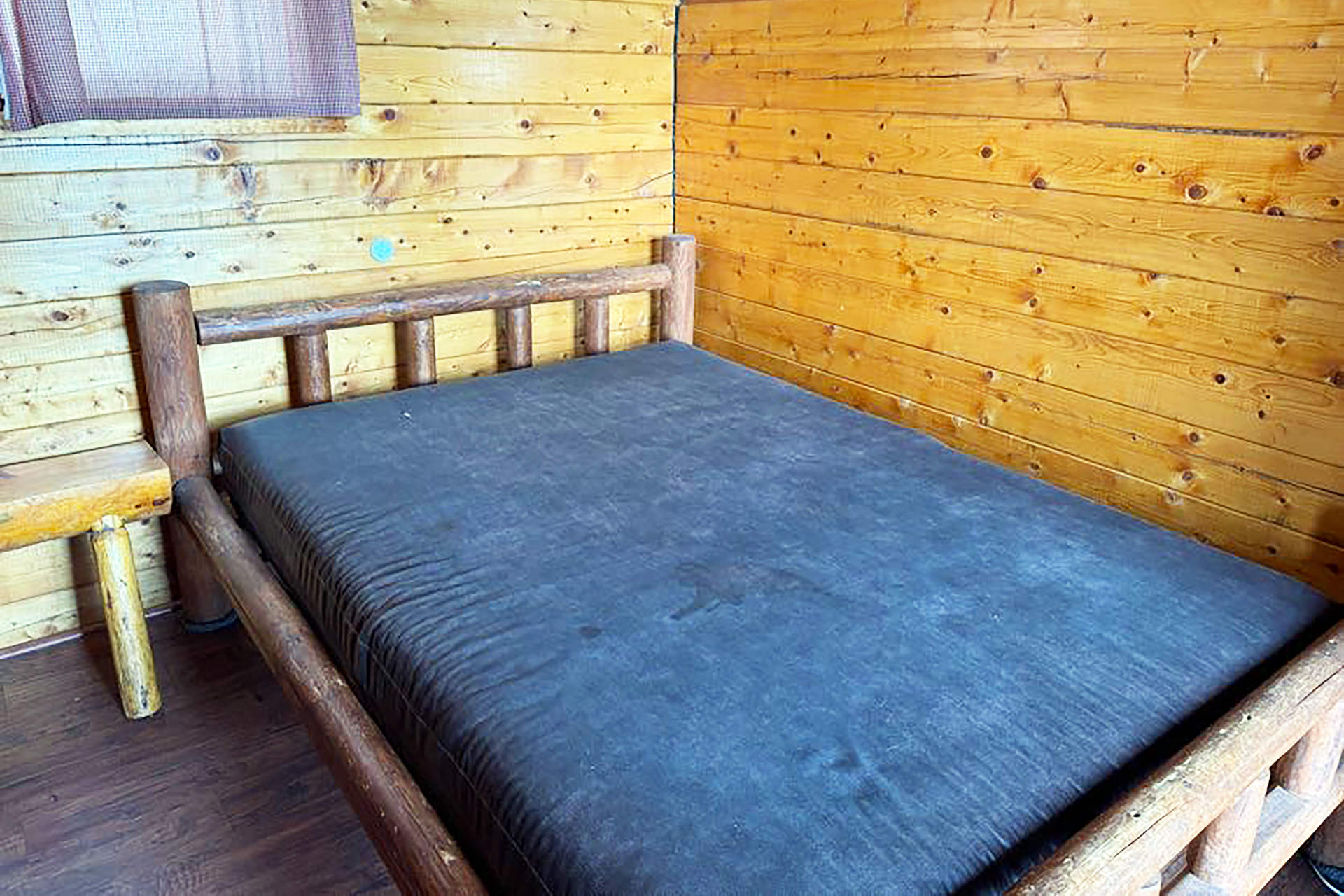 Camping Cabin, 1 Room - Sleeps 4
