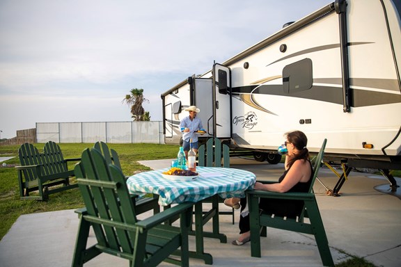 Plan a trip to Alice, Texas