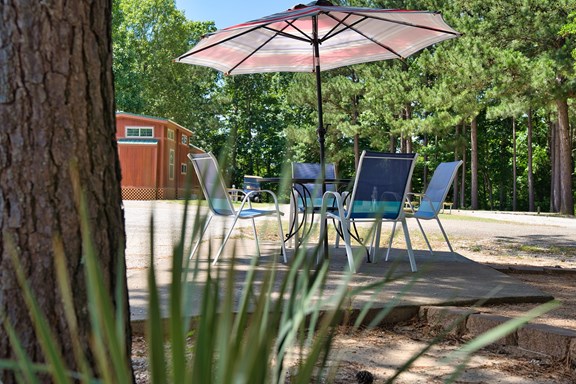 Plan a trip to Grand Saline, Texas