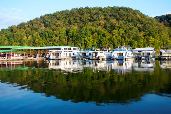 Lake Cumberland Marina