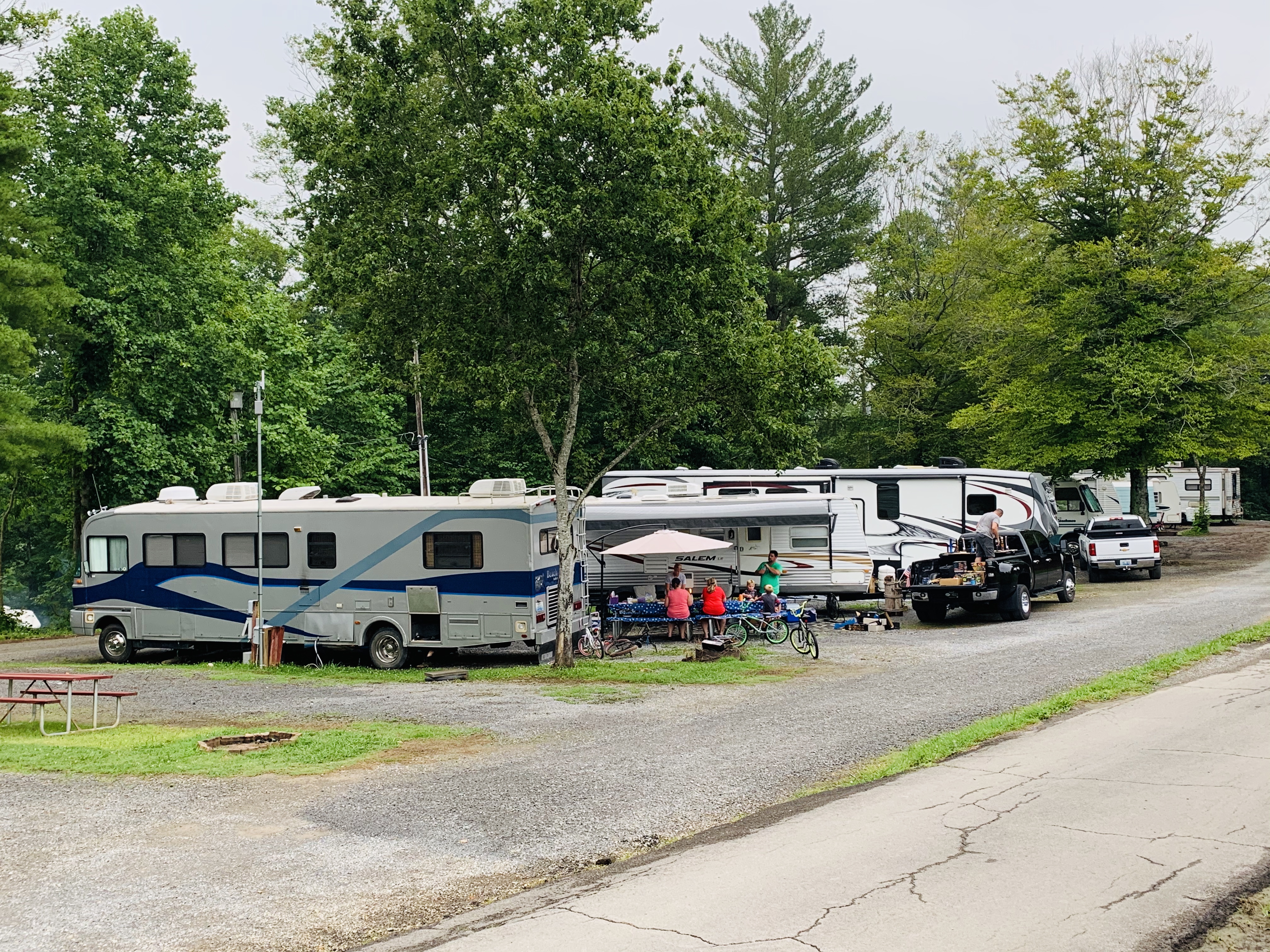 Russell Springs, Kentucky RV Camping Sites Russell Springs KOA Journey