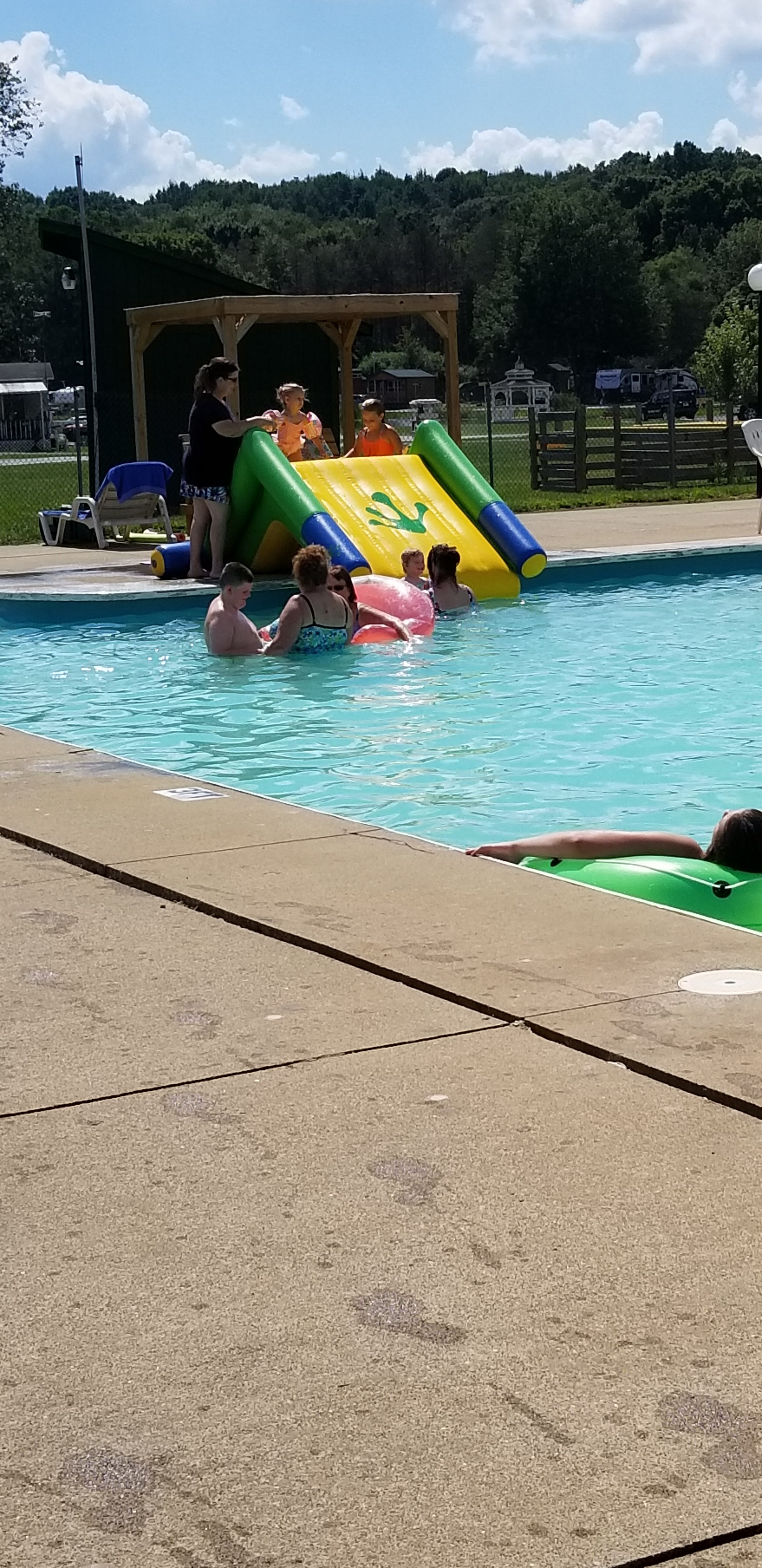 Salem / Lisbon Ohio KOA Holiday RV Campground in Salem, OH