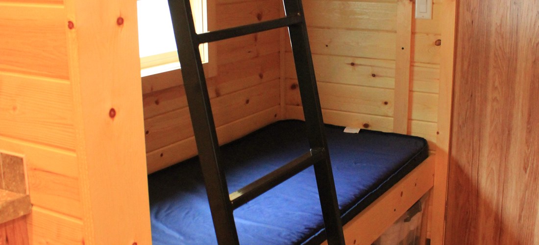 Camping Lodge 2
Set of Bunkbeds