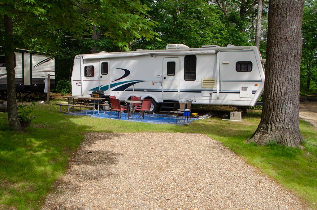 7 Ways to Stay at Lebanon KOA on Salmon Falls River