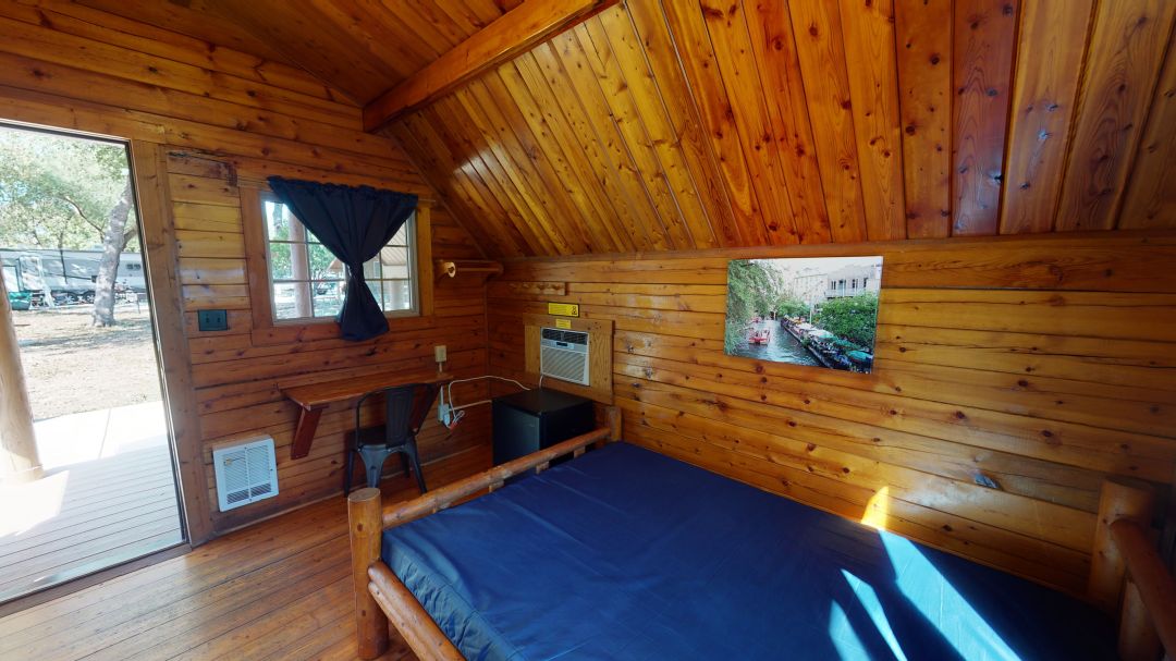 Cabin One Room