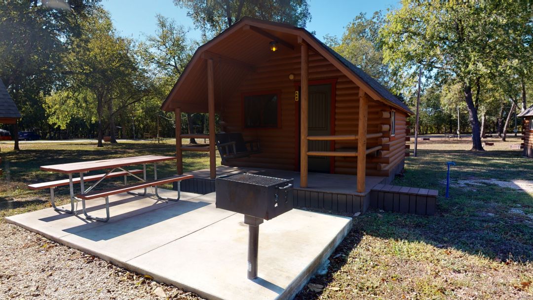 Camping Cabin No Bathroom Patio Pictures San Antonio Alamo