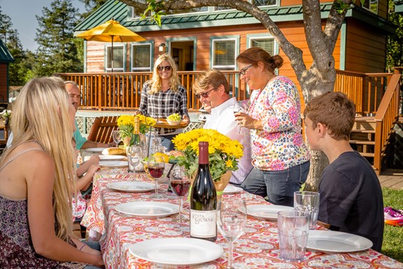Site L251 & L252 Wine Country Lodges,Picnic time at Petaluma KOA