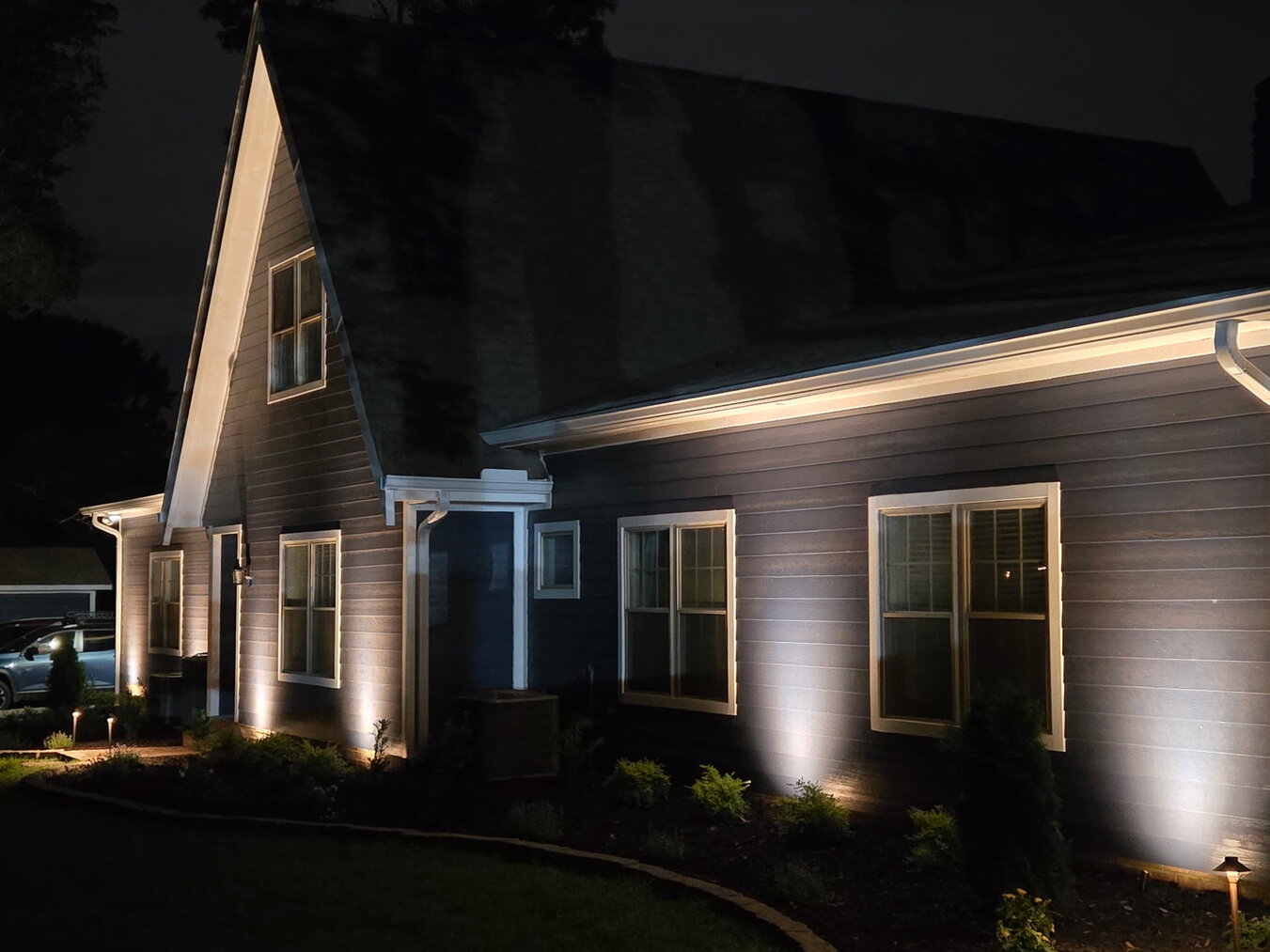 Night-back-House