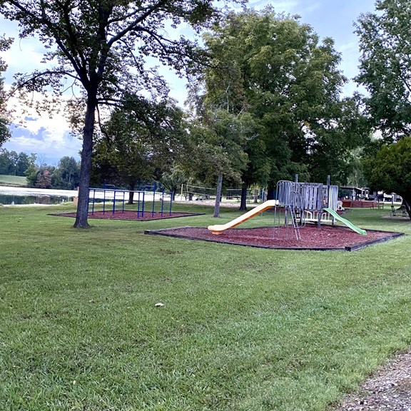 Plan a trip to North Terre Haute, Indiana