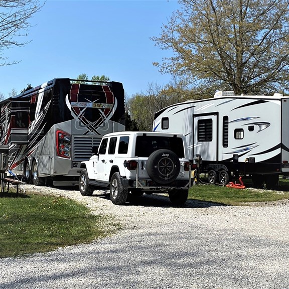Plan a trip to Midway, Kentucky