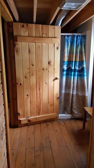 Log bathroom shower