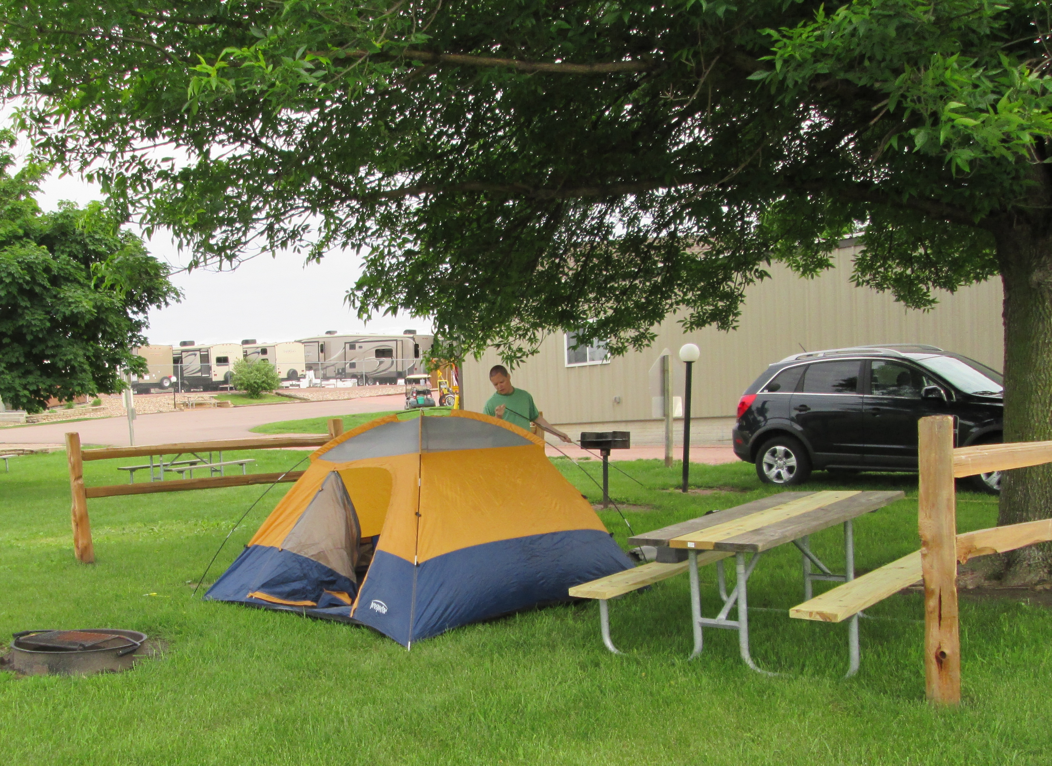 Delxue Tent Sites