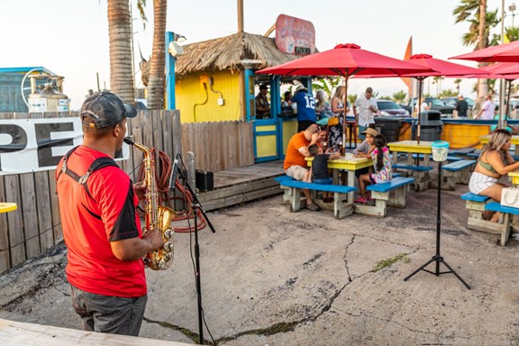 Plan a trip to Sullivan City, Texas