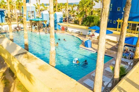 Plan a trip to Elsa, Texas