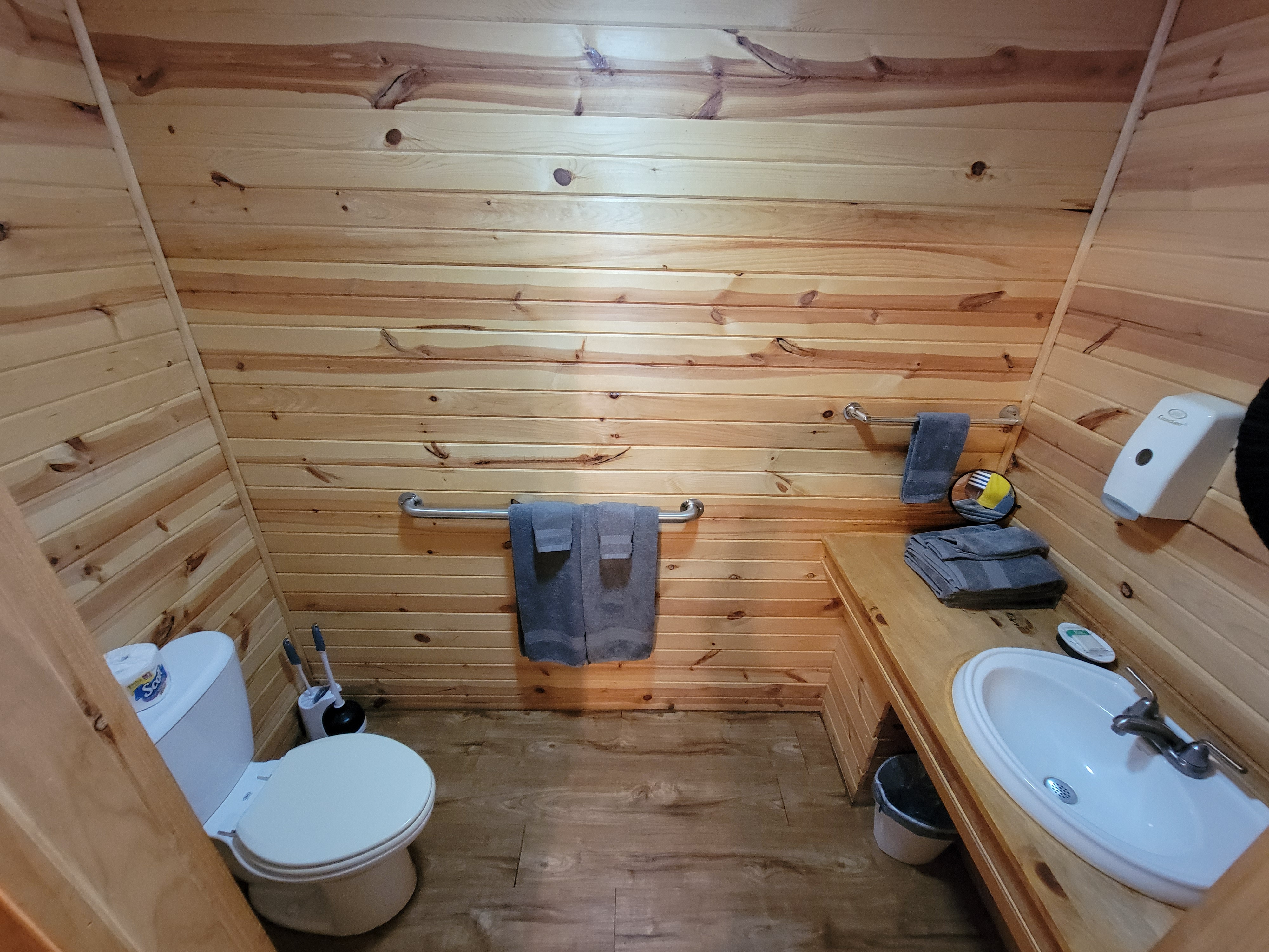 Deluxe Half Bath