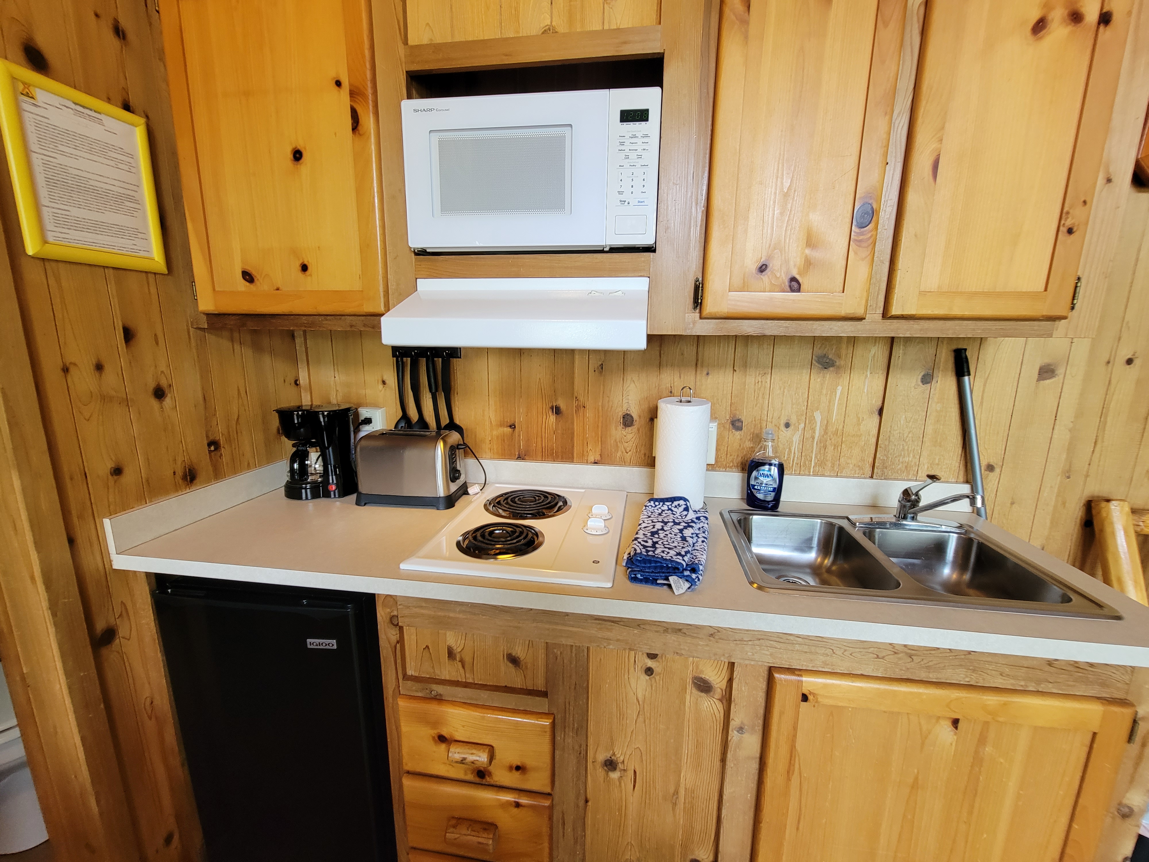 Lodge Kitchenette