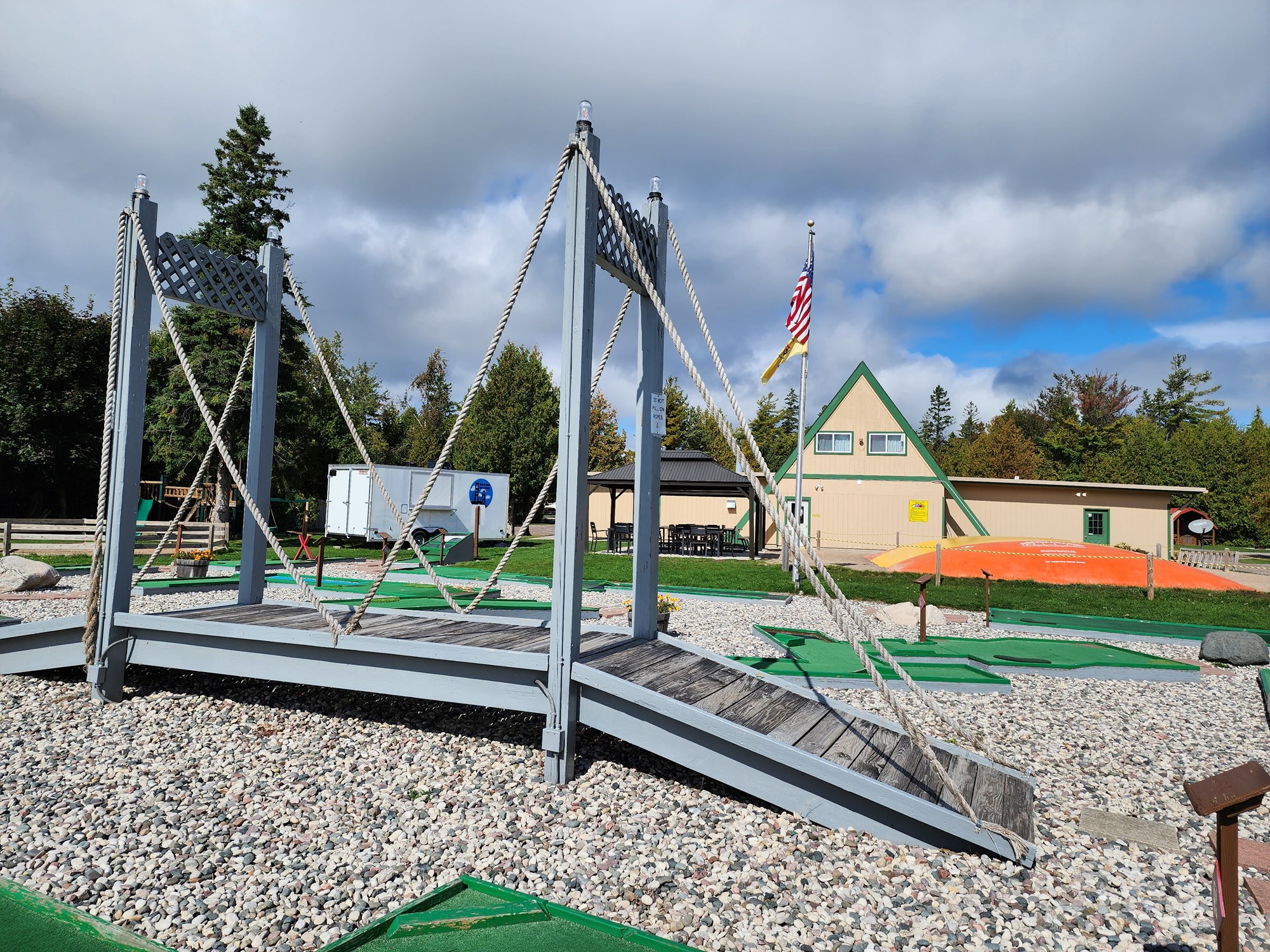 St. Ignace / Mackinac Island KOA Holiday