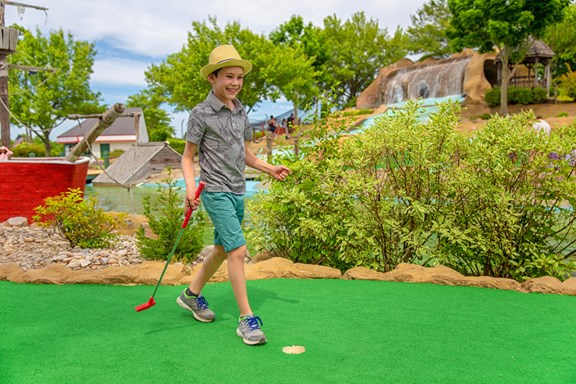 Smugglers Cove Adventure Golf