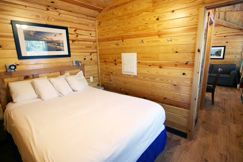 This cabin comes furnished with linens for the queen bed.