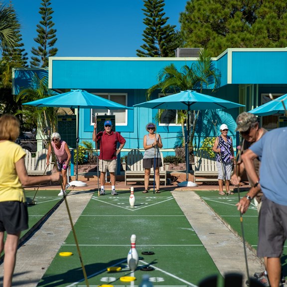 Plan a trip to North Weeki Wachee, Florida